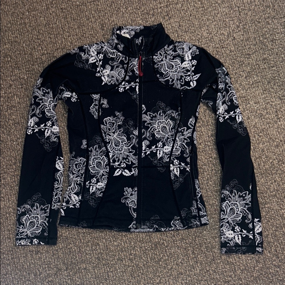 Lululemon define floral jacket, black and white vintage